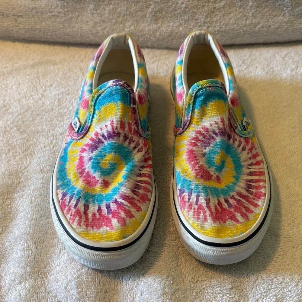 Vans Kids Classic Slip-On Multi Color Tie Dye Spiral Canvas Sneakers Size 2.0